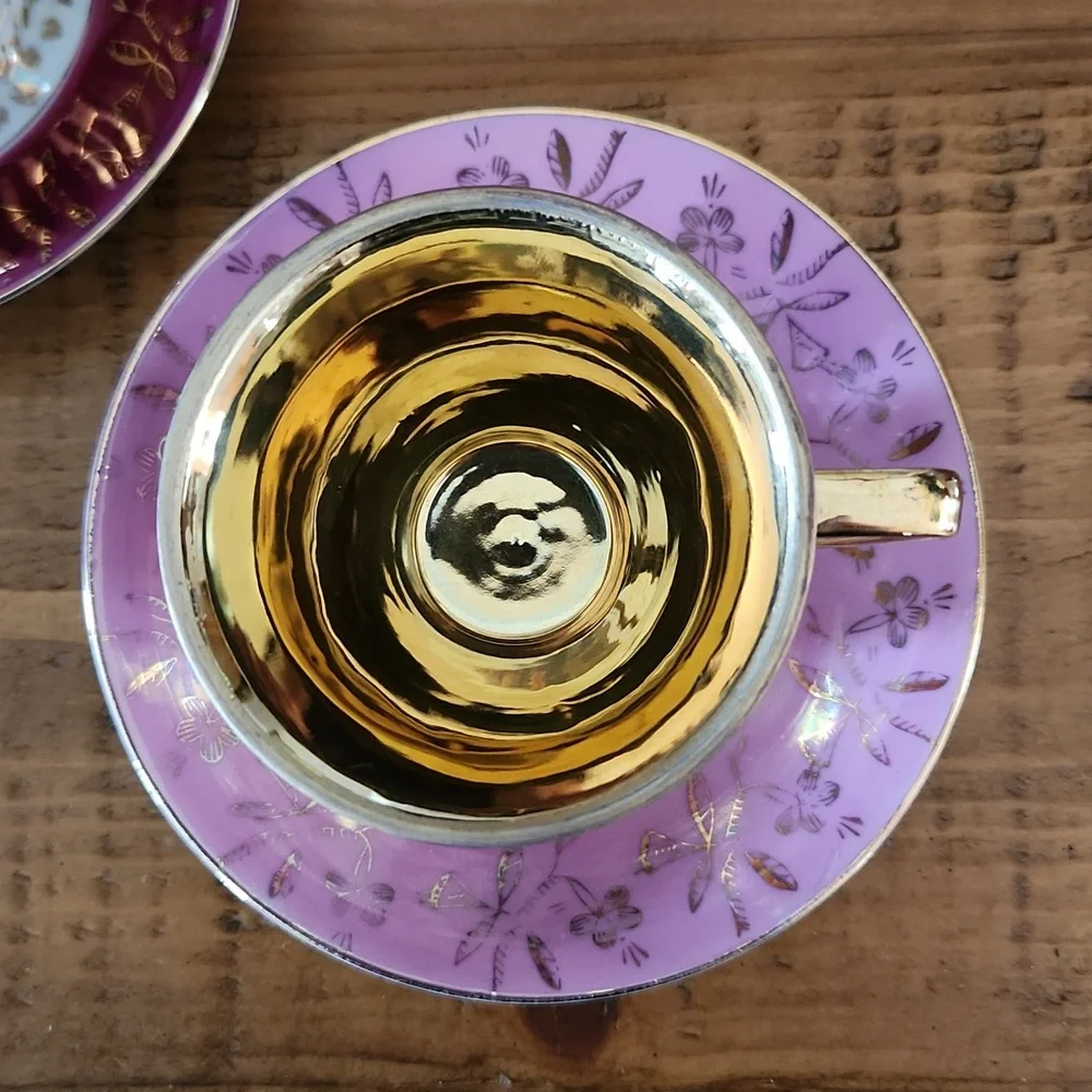 Vintage demitasse lusterware tea & saucer set - Picture 2 of 8